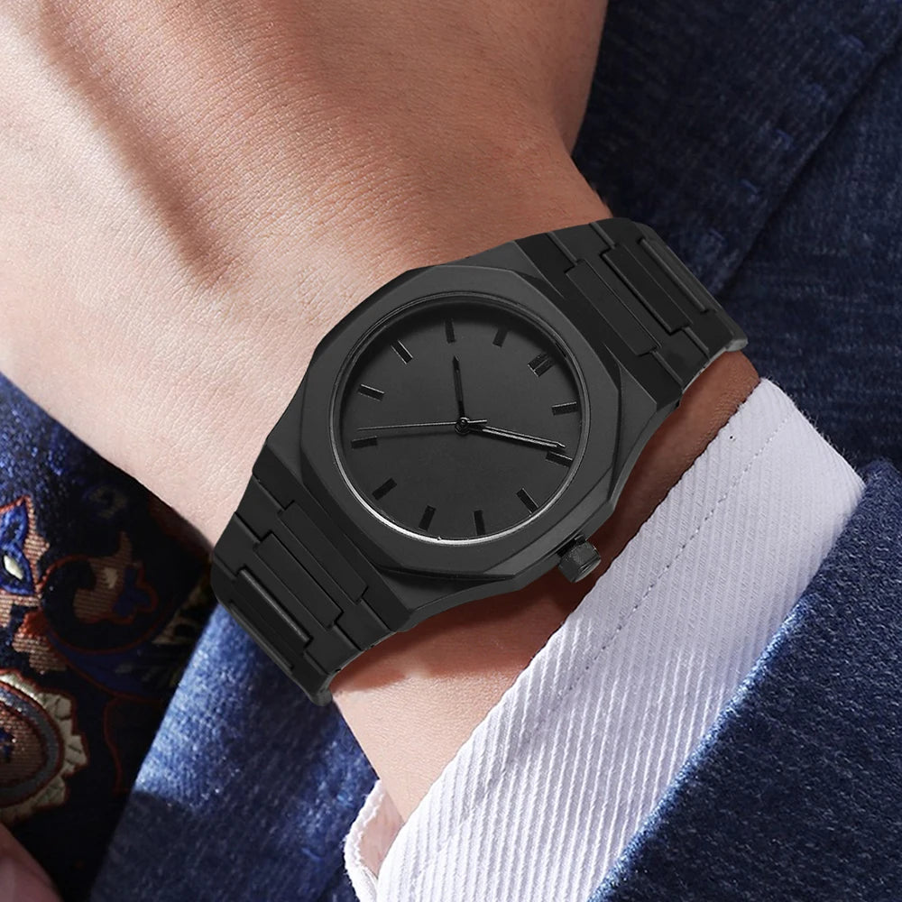 4PCS Black Men's Watch Set Business Trend Fashion Quartz Watch Bracelet Necklace Ring Set Perfect Gift Set for Friends or Dad